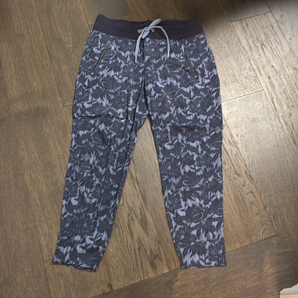 Athleta Trekkie North Jogger in Ethereal blue print
